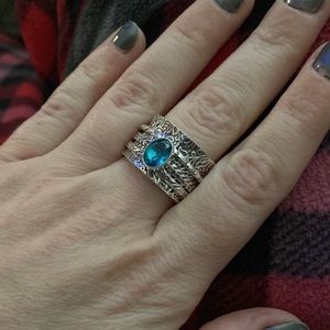 Blue Topaz “Spinner” Ring. Size 10. “#Q”